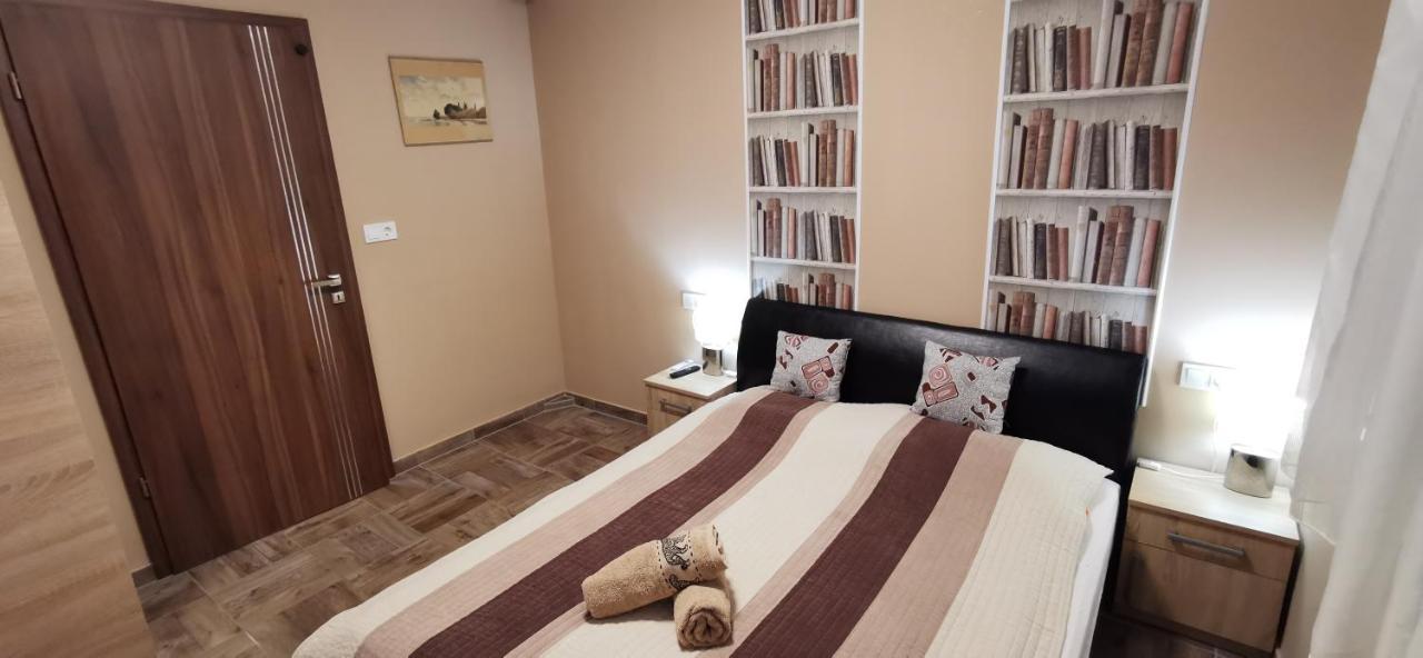 Balaton&Center Wellness Apartman Siófok Zewnętrze zdjęcie