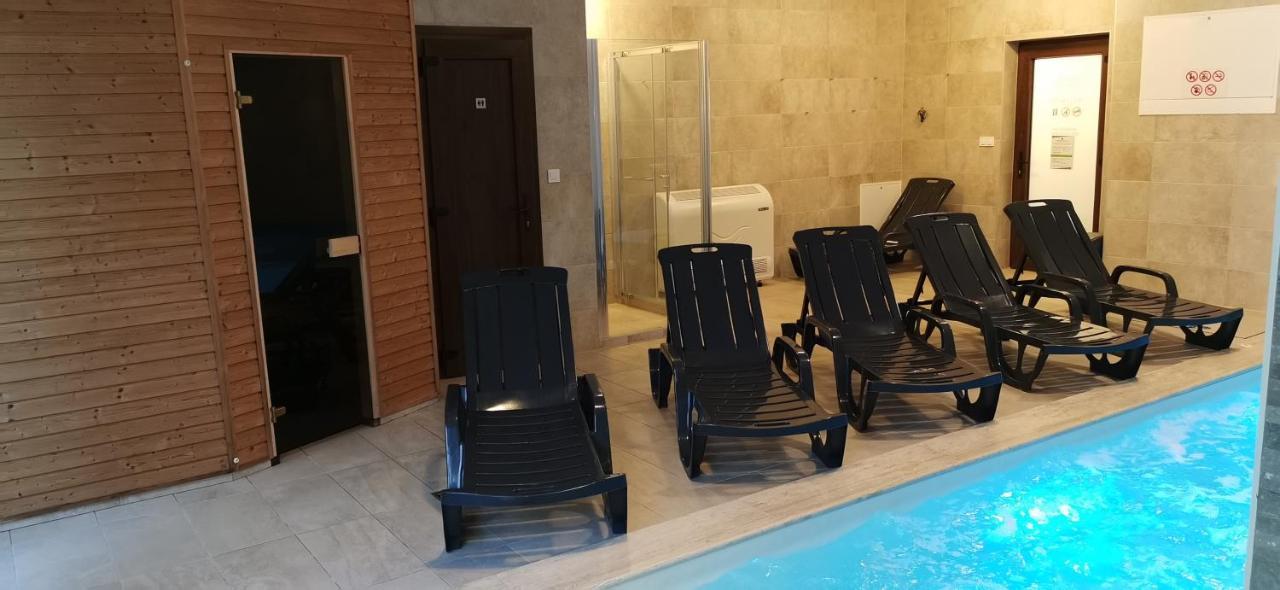 Balaton&Center Wellness Apartman Siófok Zewnętrze zdjęcie