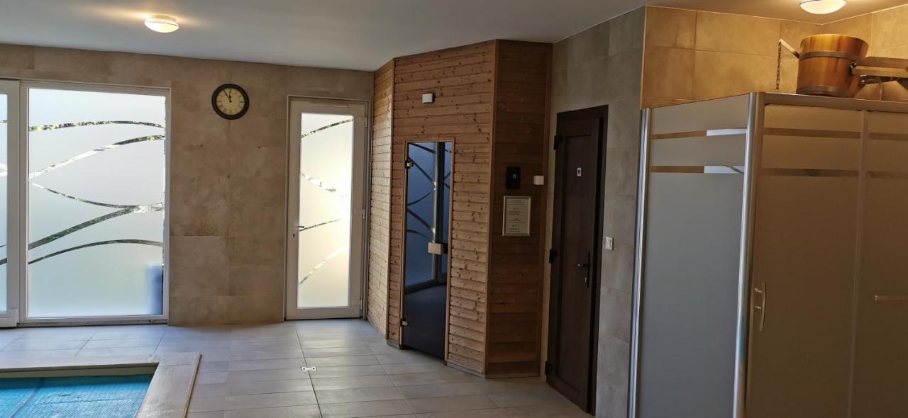 Balaton&Center Wellness Apartman Siófok Zewnętrze zdjęcie
